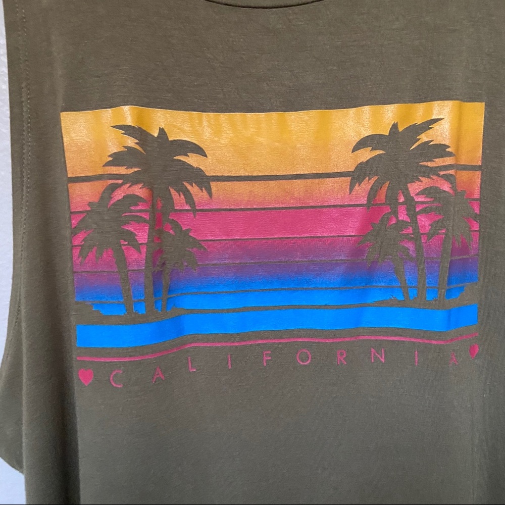 🌻 California  Army Green Graphic Tank - Picture 2 of 5